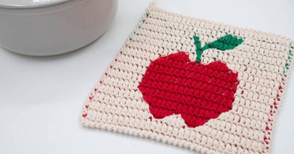 Mosaic Crochet Dishcloth With Apple