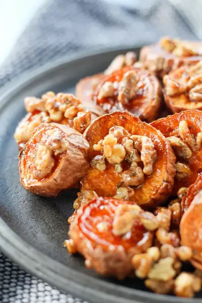 Cinnamon Maple Roasted Sweet Potatoes