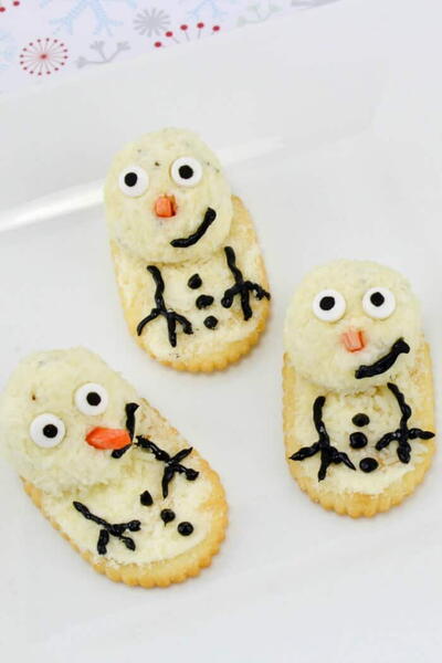 Melting Snowman Cheese Ball Recipe