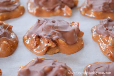 Homemade Chocolate Turtles