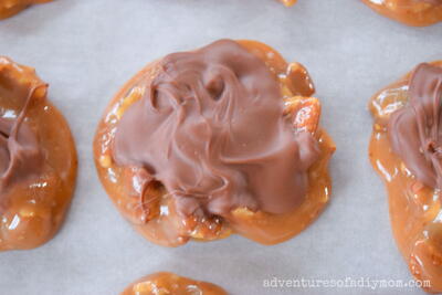 Homemade Chocolate Turtles