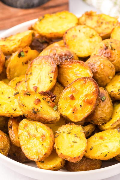 Crispy Oven Roasted Baby Potatoes