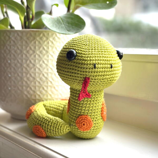 Simon The Snake Amigurumi Crochet Pattern