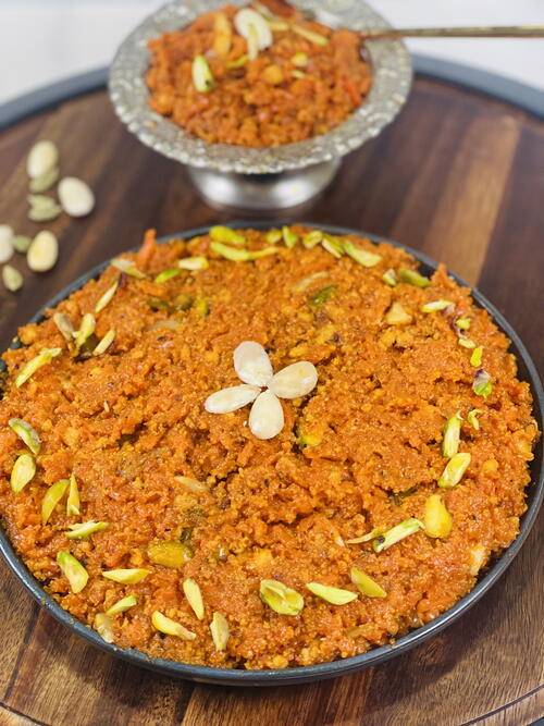 Gajar Ka Halwa | Carrot Halwa