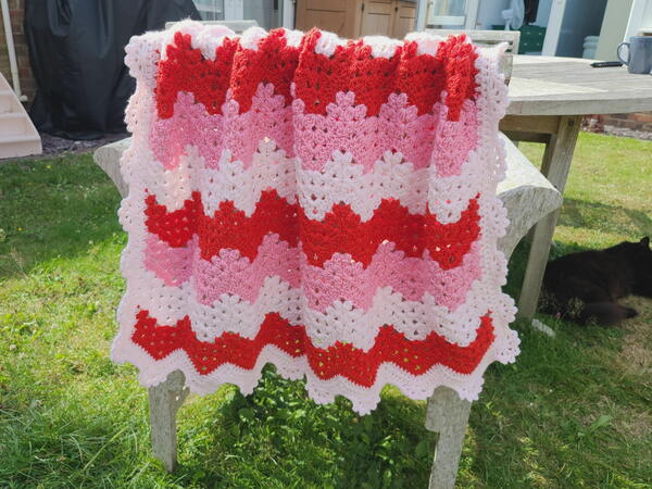 Strawberry Ripples Baby Blanket Free Pattern