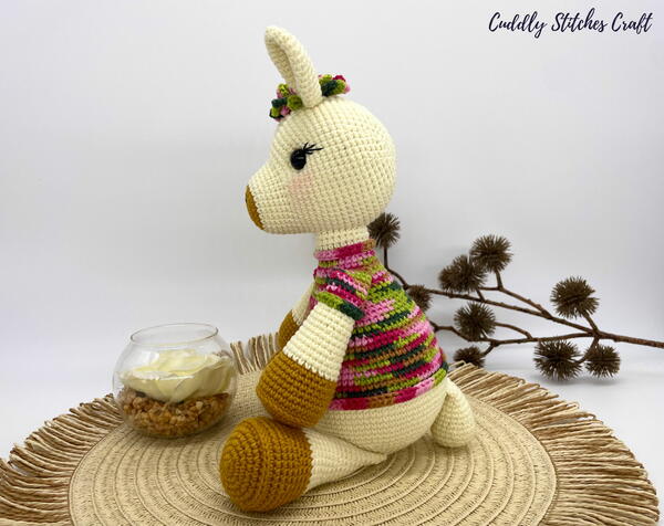 Free Amigurumi Crochet Llama Pattern