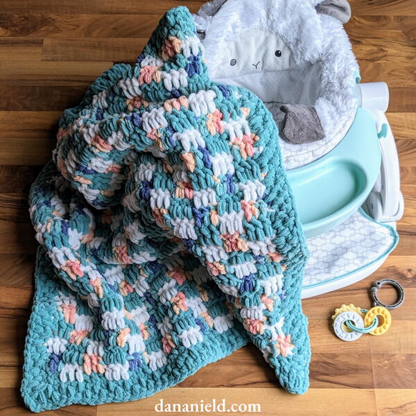 Super Bulky Interlocking Block Stitch Baby Blanket