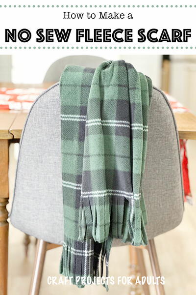 No-Sew Fleece Scarf