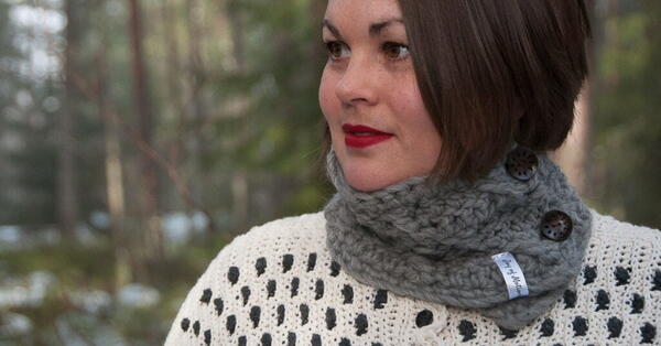 Crochet Cozy Cowl – Free Crochet Pattern