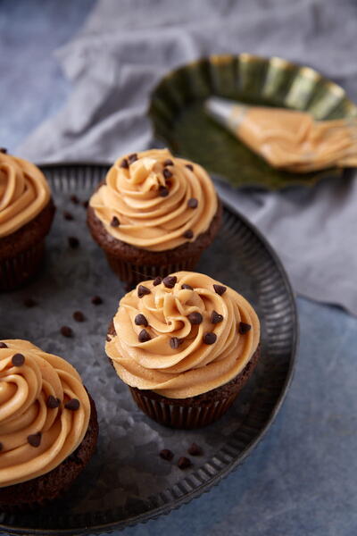 Chocolate Mayonnaise Cupcakes