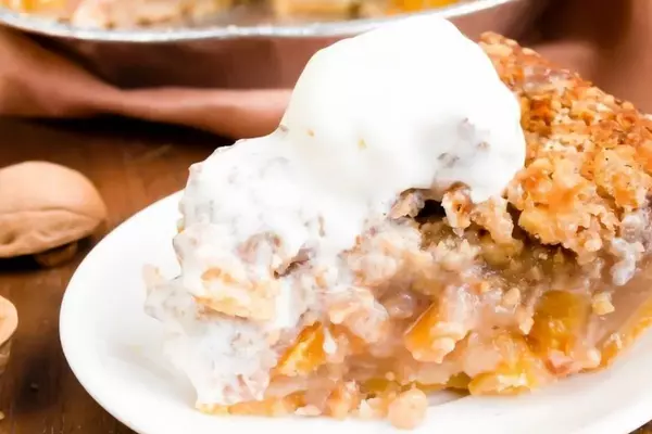 Peach Walnut Pie 