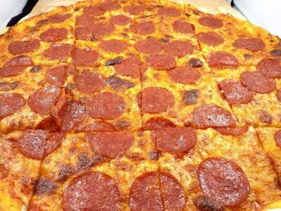 Cassano's Pizza King Copycat Pepperoni Pizza