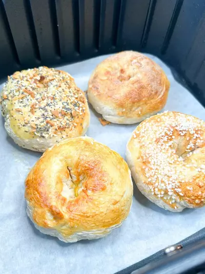 2 Ingredient Bagels Air Fryer