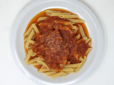 Boneless Chicken Kapama With Penne