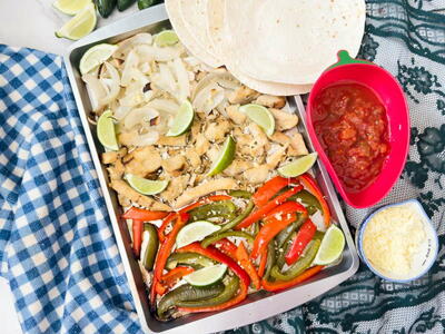 Super Simple Sheet Pan Easy Chicken Fajitas Recipe