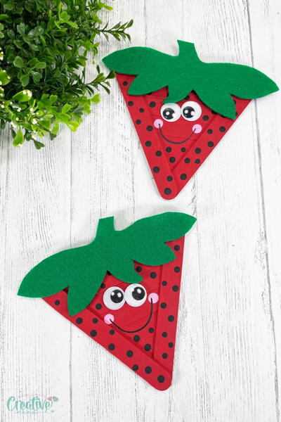 Craft Sticks Strawberries