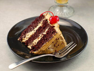 Root Beer Float Cake