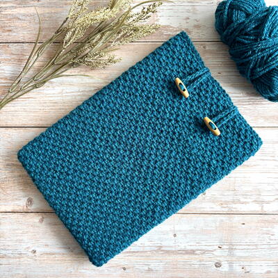 Quick And Easy Crochet Laptop Case Pattern