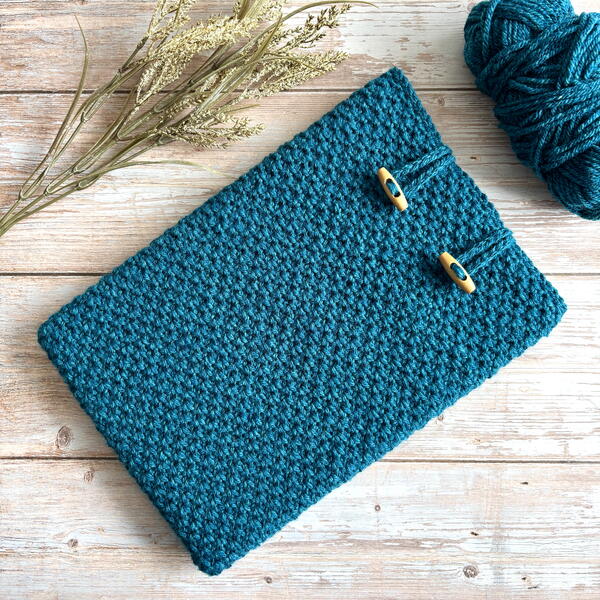 Quick And Easy Crochet Laptop Case Pattern