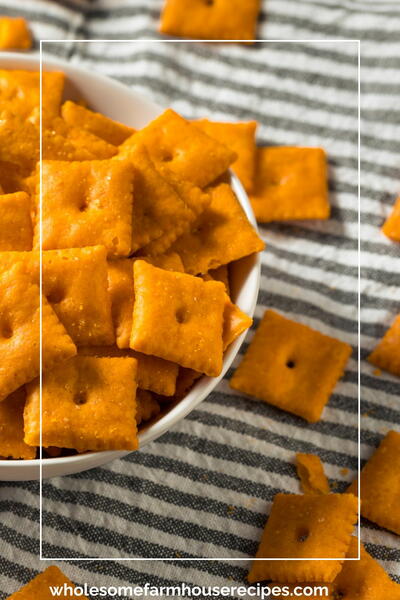Quick And Crispy Cheddar Cheese Crackers Recipe