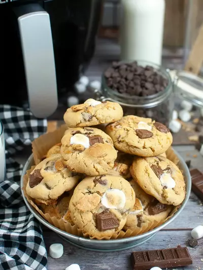 Air Fryer S’mores Cookies