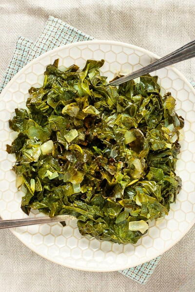 Southern Vegan Collard Greens