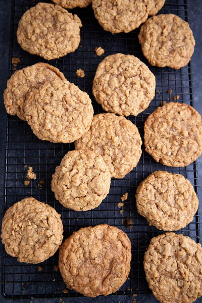 Chewy Rice Krispie Oatmeal Cookies