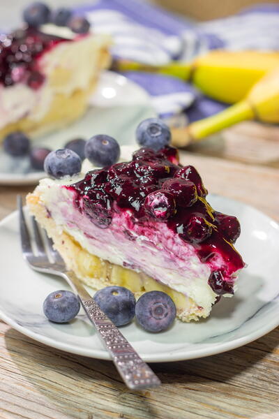Blueberry Banana Cream Cheese Pie
