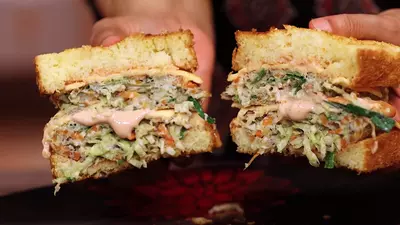 Omelette Sandwich