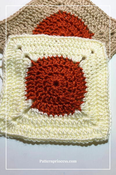Turn A Circle Into Square Easy Crochet Tutorial