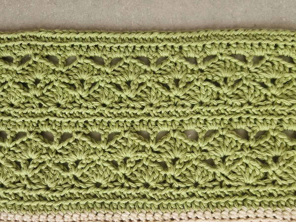 Crochet Shells Blanket Pattern – Whispering Shells