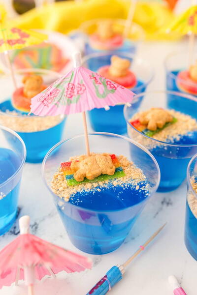 Beach Jell-o Cups For Kids (pool Party Or Bbq Idea!)