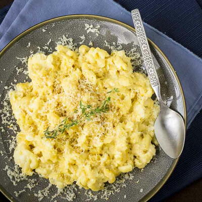 Easy Slow Cooker Cauliflower Mac And Cheese 