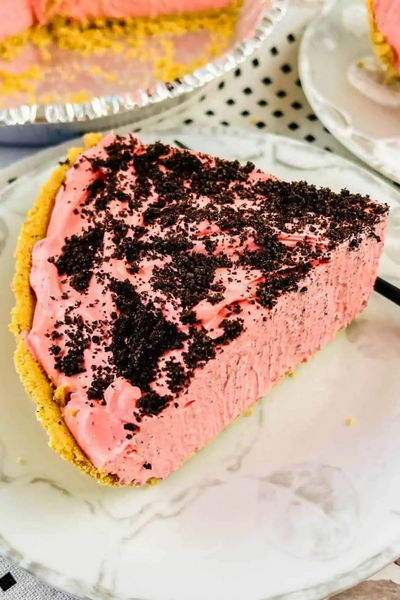 Raspberry Cream Pie