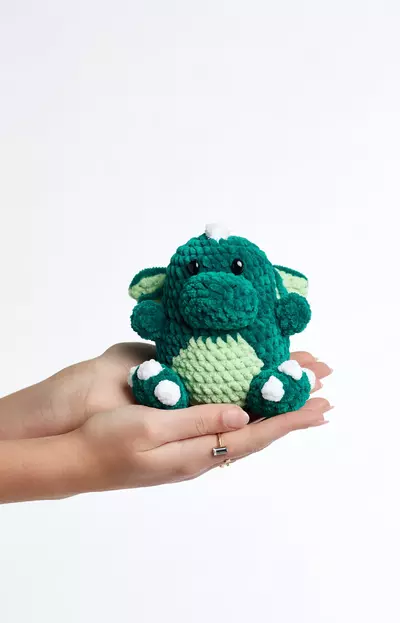 Lucky The Dragon: A Sparkly Chunky Crochet Amigurumi Pattern