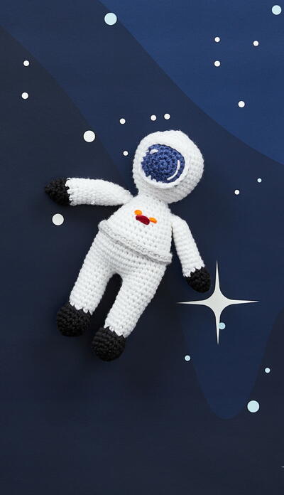 Minikins Astronaut: A Tiny Cosmic Crochet Adventure