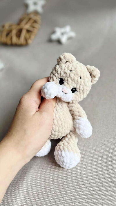 Crochet These Adorable Plush Kittens Today – Free Pattern