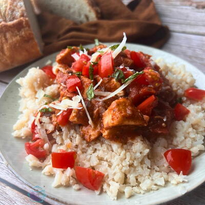 Slow Cooker Tomato Balsamic Chicken
