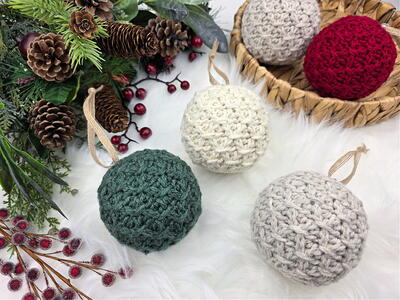 Fireside Crochet Christmas Bauble