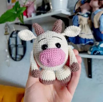 Adorable Baby Bull Amigurumi: Free Crochet Pattern
