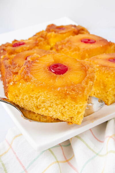 Pineapple Upside Down Cake With Cake Mix