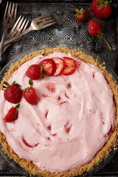 Strawberry Chiffon Pie With A Pretzel Crust