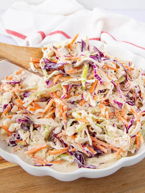 Classic Creamy Southern Coleslaw 