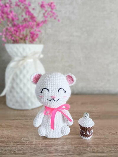 Cute Kitty & Milk Cup