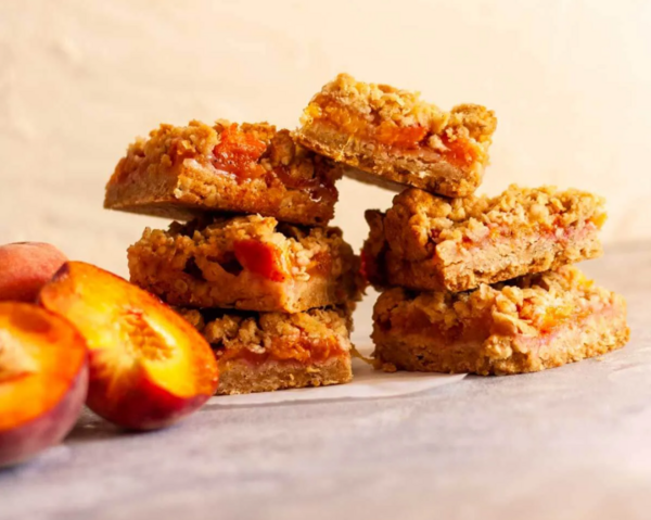 Easy Peach Crumble Bars