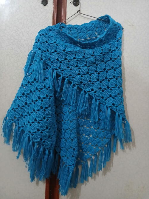 Ladies Leafy Wrap Shawl