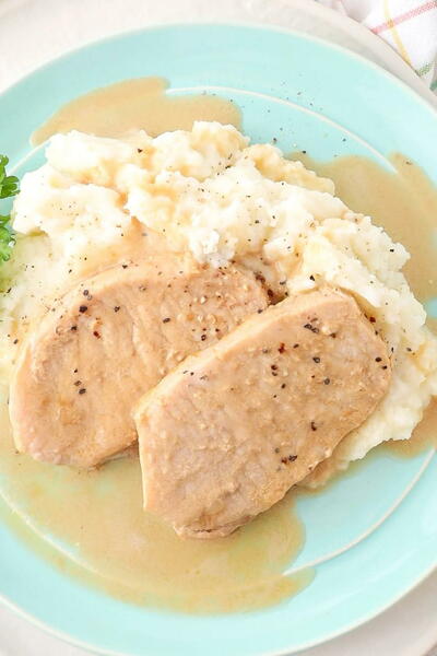 Easy 5 Ingredient Slow Cooker Pork Chops With Gravy