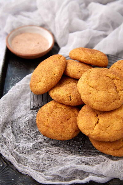 Soft Pumpkin Snickerdoodles With Cinnamon Sugar Coating