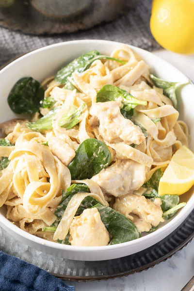 Creamy Lemon Chicken Pasta With Spinach