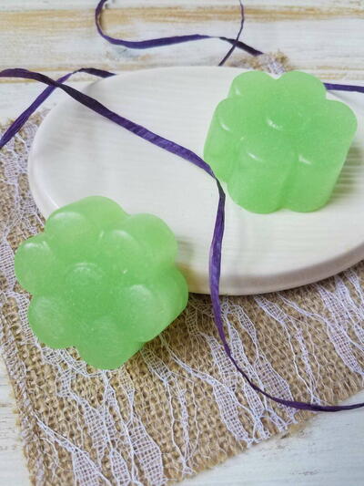 Pear Scented Sugar Scrub Bars